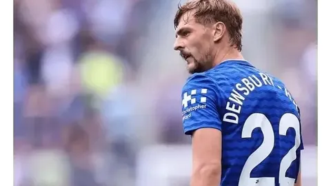 热刺惊险逆转曼联，晋级英联杯半决赛